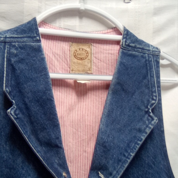 Wah maker vest sz small - Picture 3 of 4